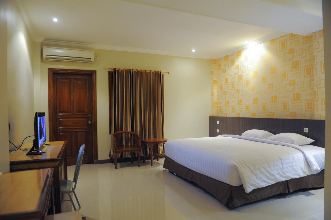 קופנג Sylvia Hotel Budget מראה חיצוני תמונה